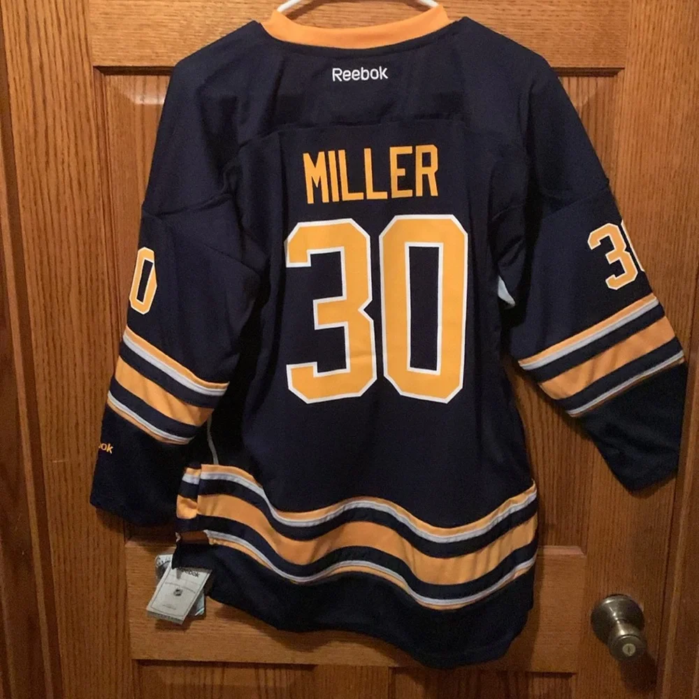 NHL Buffalo Sabres Ryan Miller jersey - Picture 2 of 6